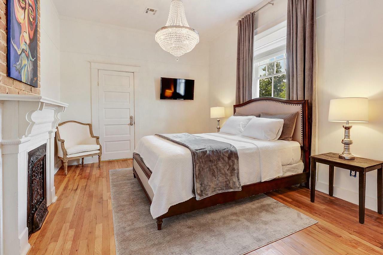 Modern Victorian House With Relaxing Courtyard Villa New Orleans Eksteriør bilde
